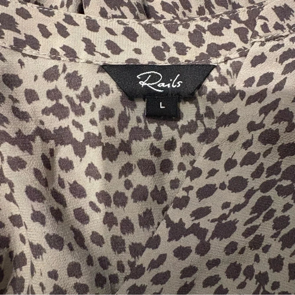 Rails Karla Animal Print Mini Dress in Olive Lynx, Sz L - Picture 13 of 14